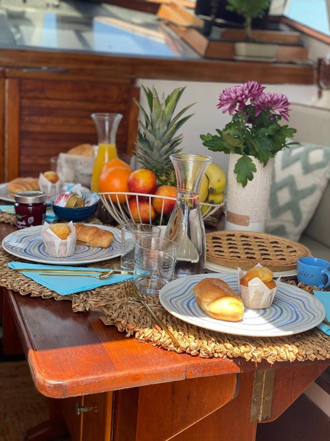 Sailing Nights Boat&Breakfast Hotel Alghero Bagian luar foto
